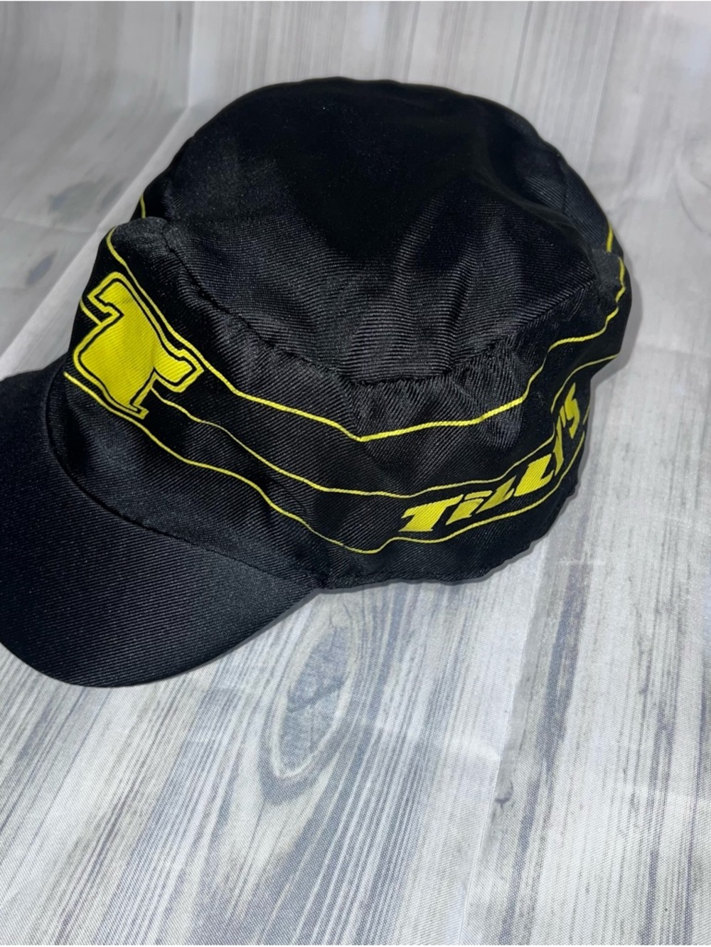 Tilly’s Vintage 90’s Bicycle Cap nylon hat 1025